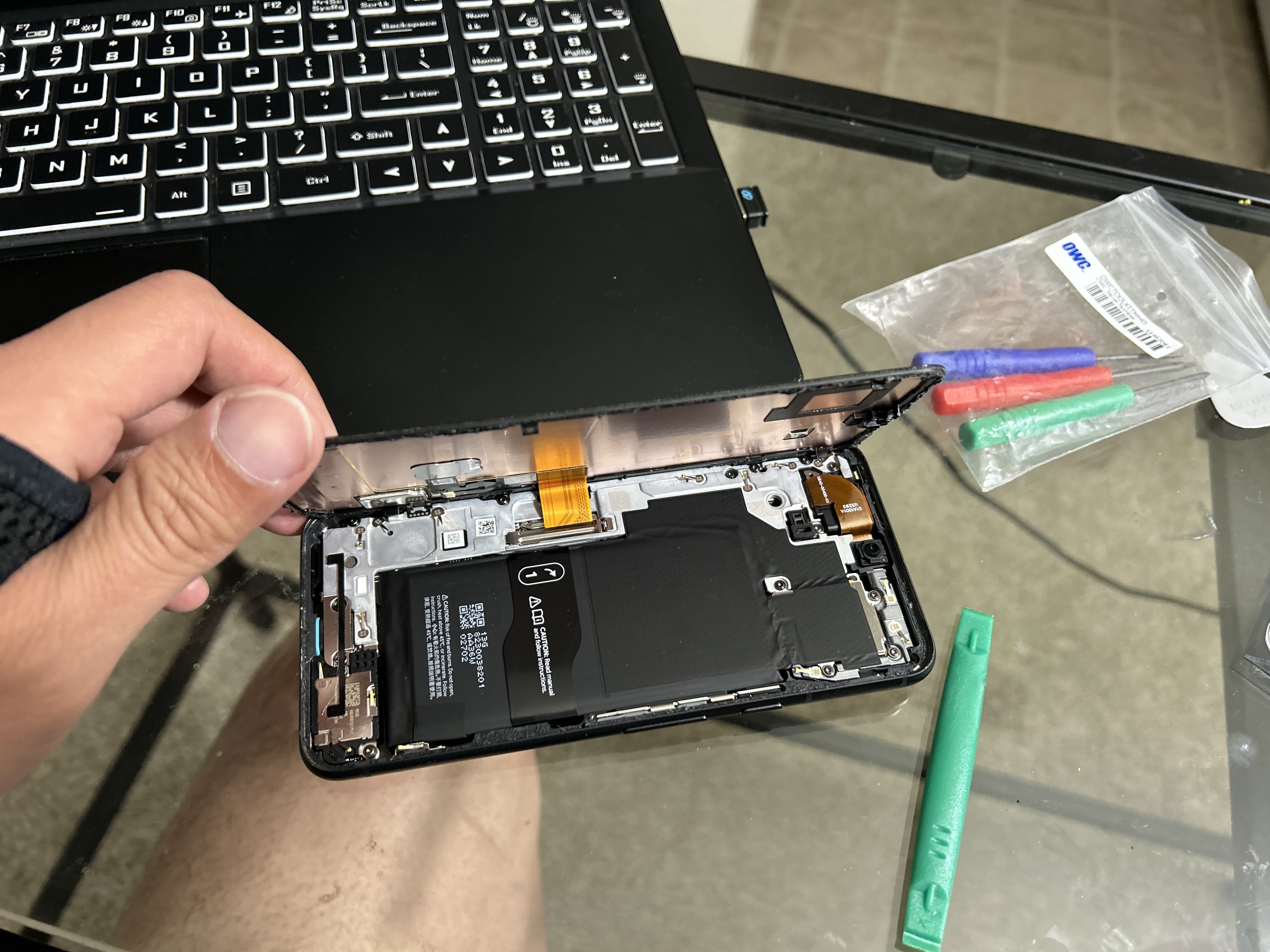 Opening the Pixel 8